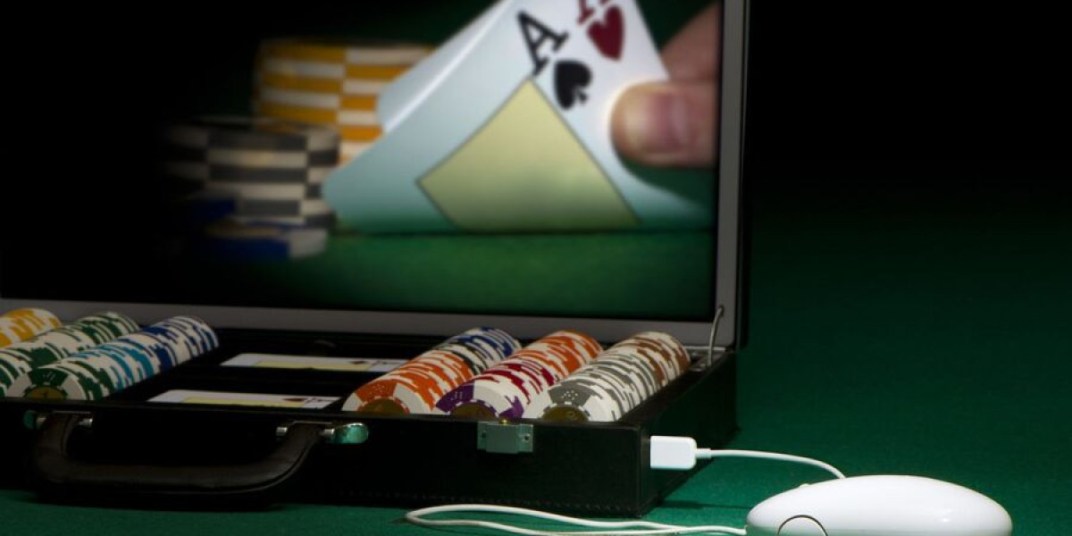 Betting Big: Unmasking the Glitz and Glamour of Online Baccarat Sites