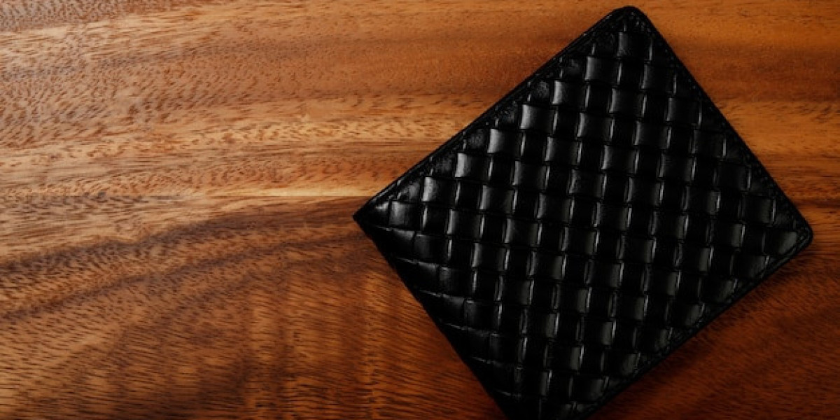 Timeless Style Essentials: Choosing the Right Leather Wallet and Belt for Men