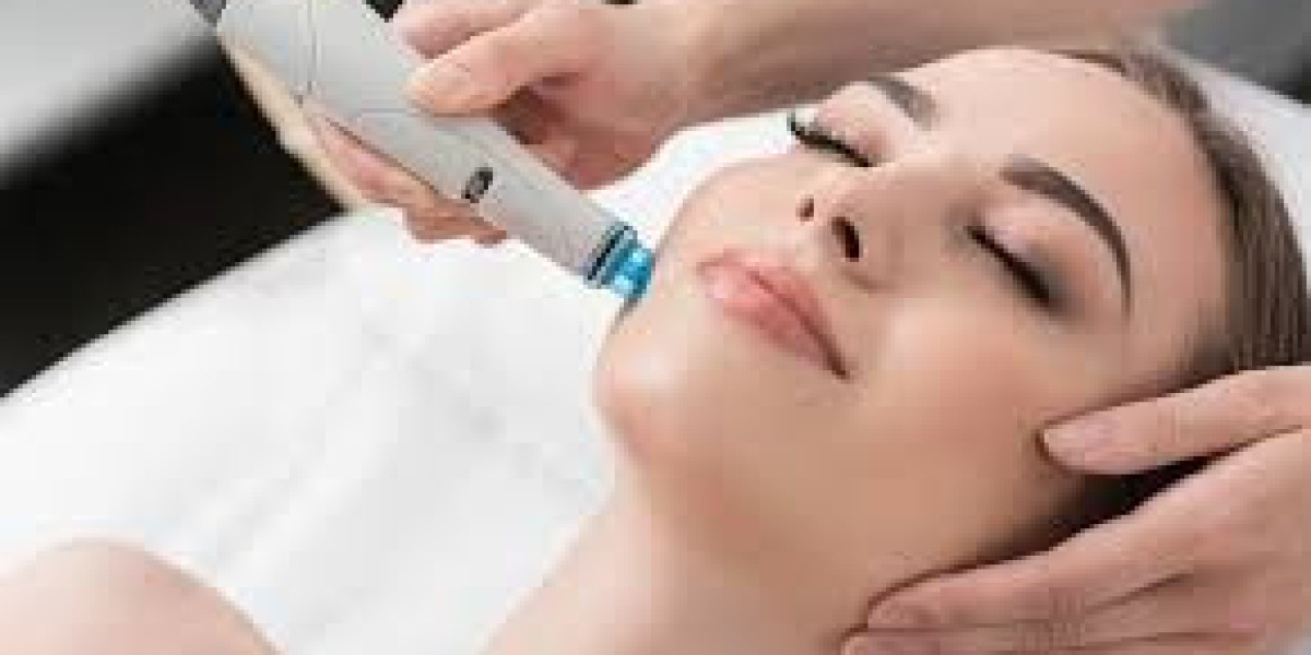 Top Benefits of HydraFacial Treatment in Dubai for All Skin Types