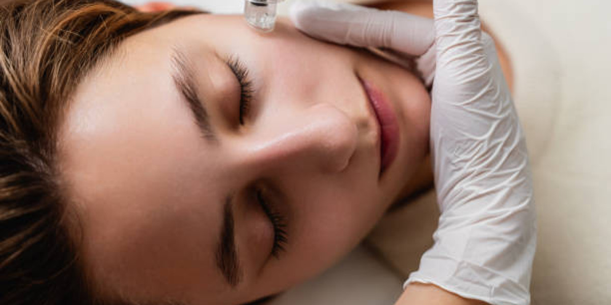 The Science Behind Hydrafacial Treatment in Dubai