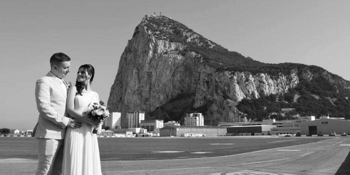 How Long Does It Take to Arrange a Gibraltar Registry Office Wedding