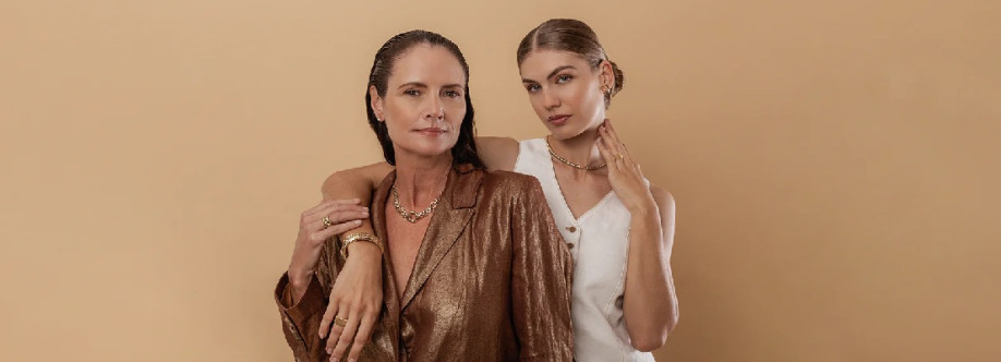 LA FONTAINE Cover Image