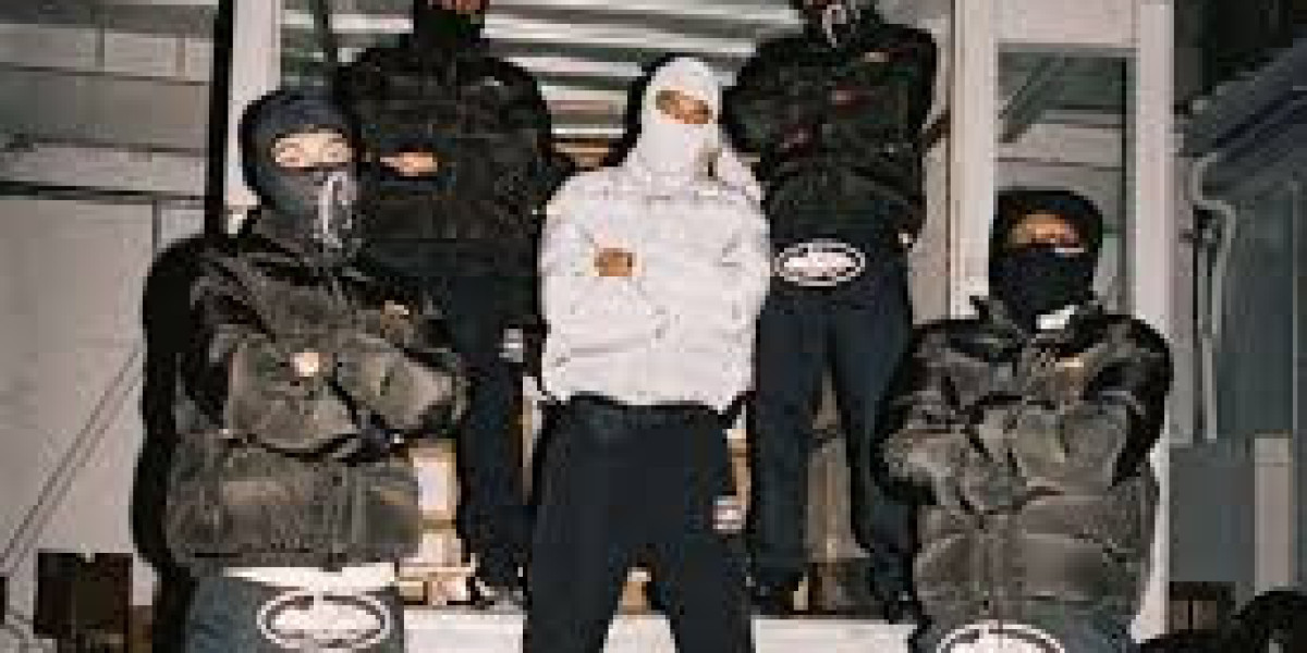 Corteiz Windbreaker – Sleek Weather-Ready Layer (57)