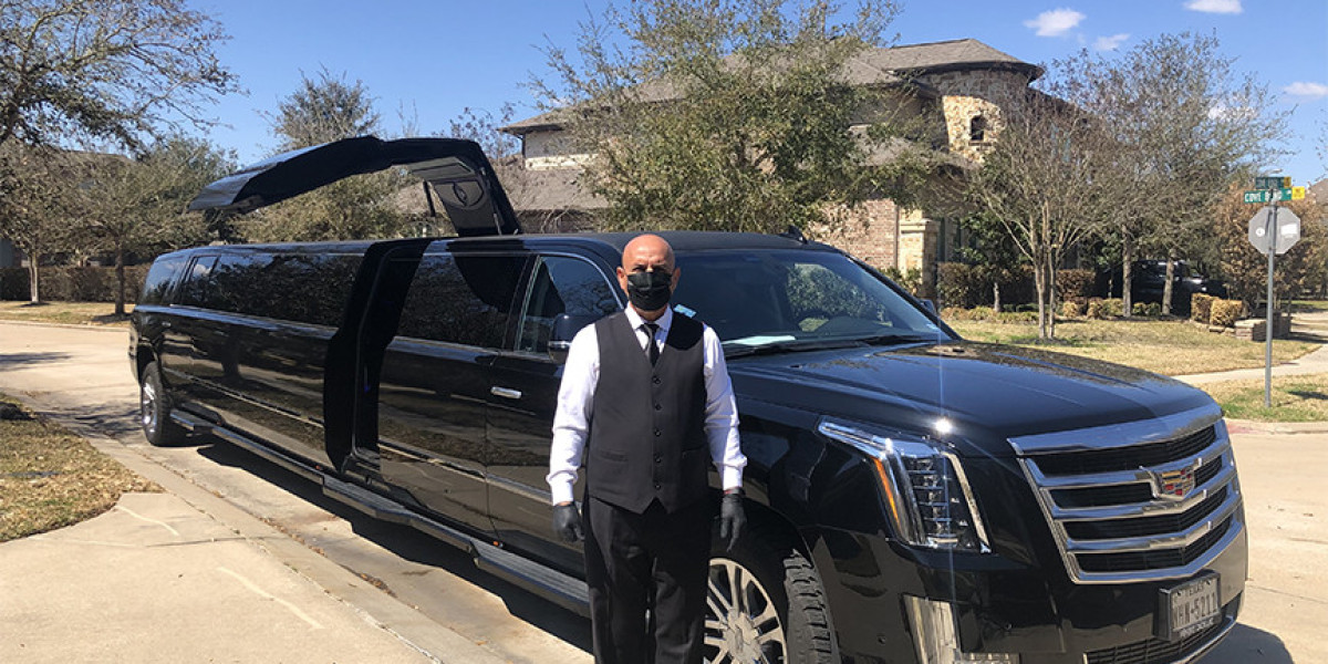 Experience Luxury and Comfort with Limousine Service in North Hollywood, CA