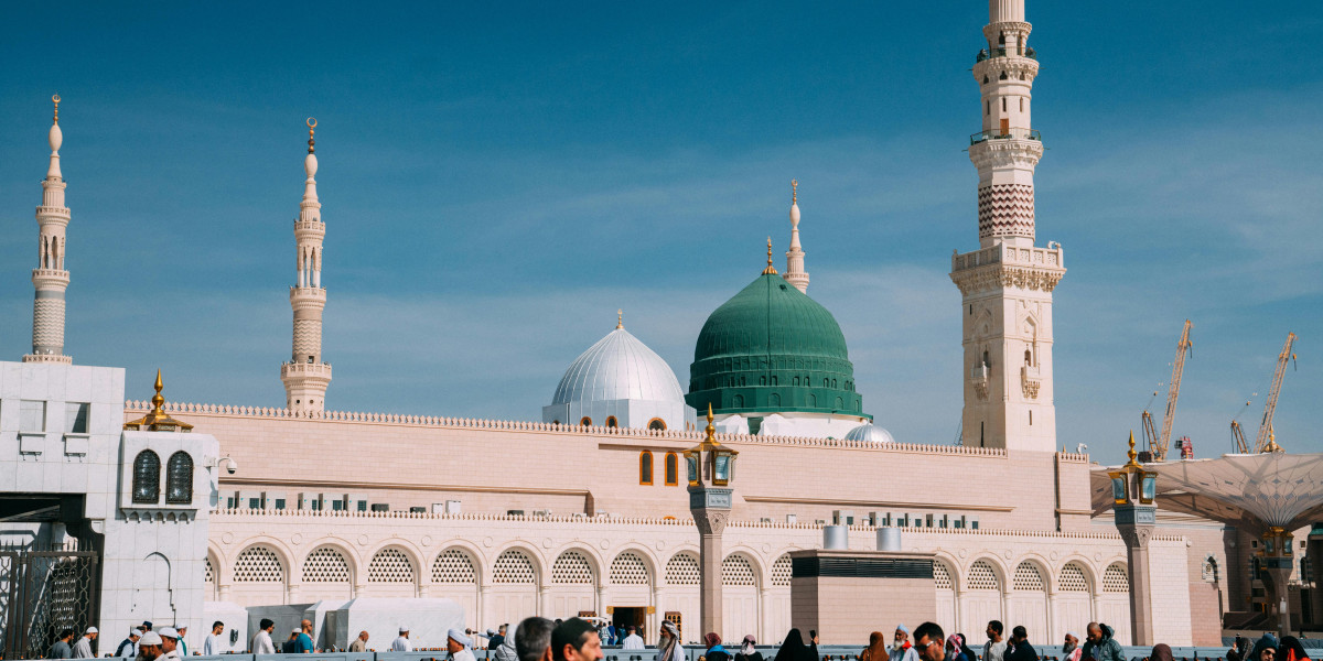 The Best Hotels Within Walking Distance of the Haram