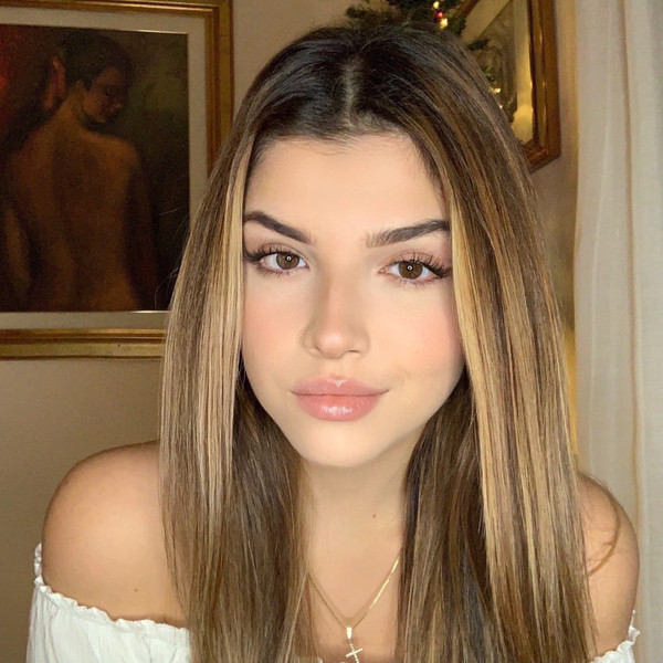 Sophia Farnendaz Profile Picture