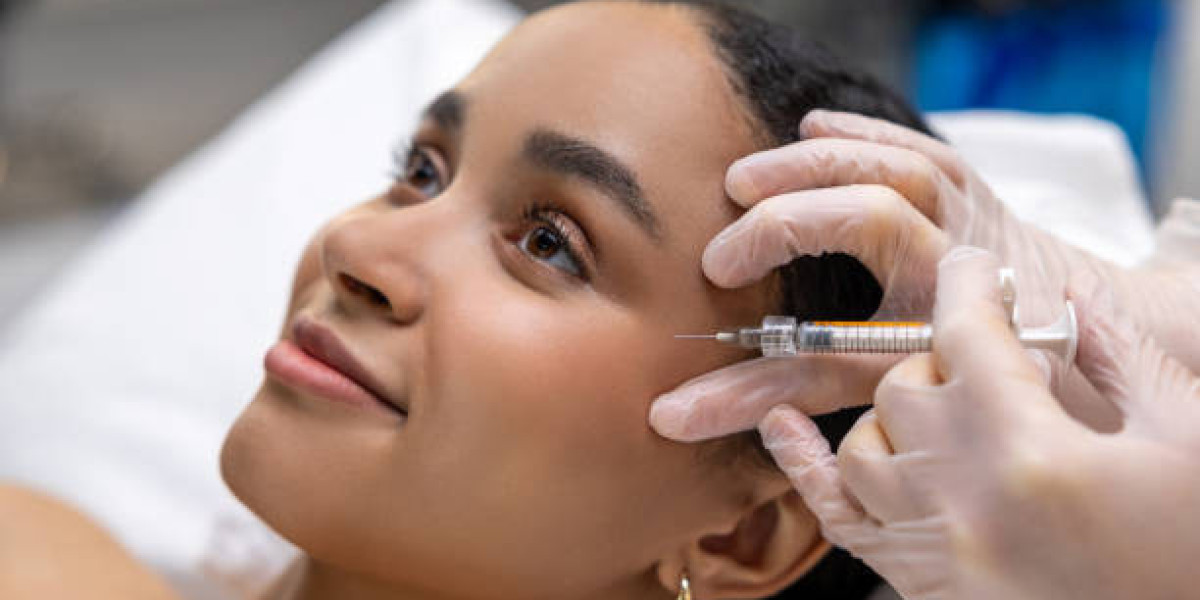 تصحيح الابتسامة اللثوية بحقن البوتوكس في دبي