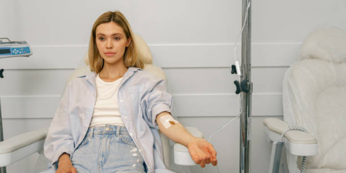 Myers Cocktail: Core of IV Drip Therapy Explained