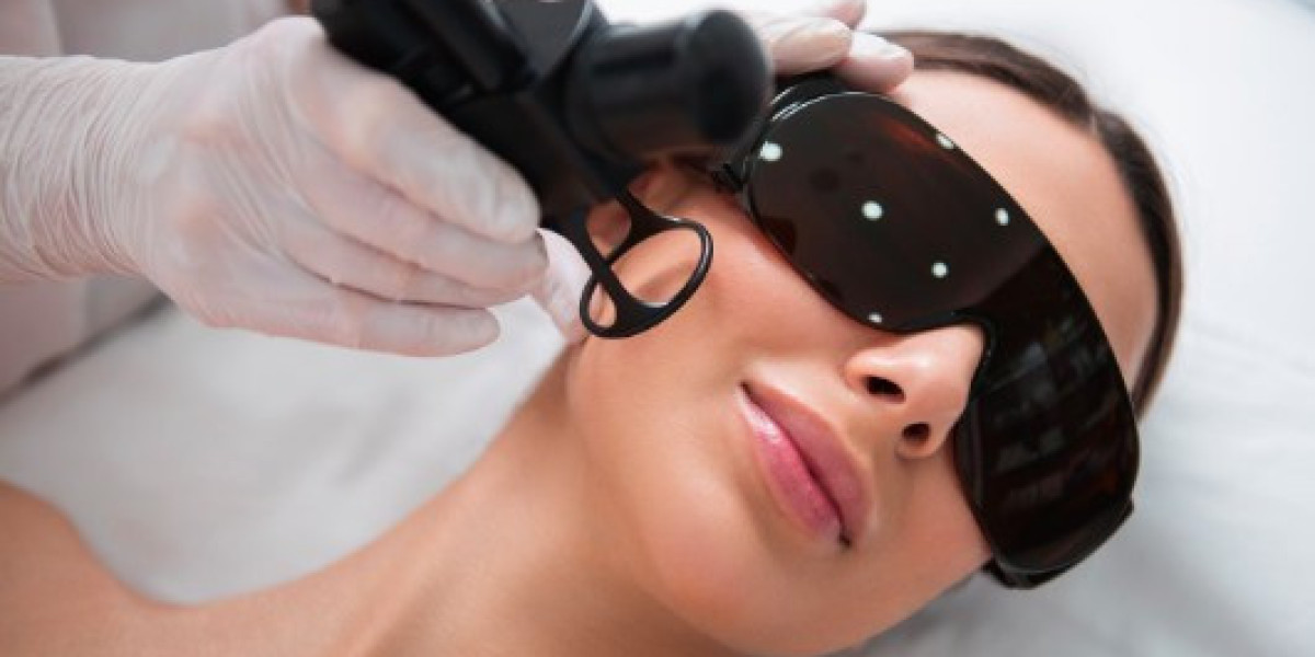 What Makes CO2 Laser Dubai a Popular Choice in Aesthetic Medicine