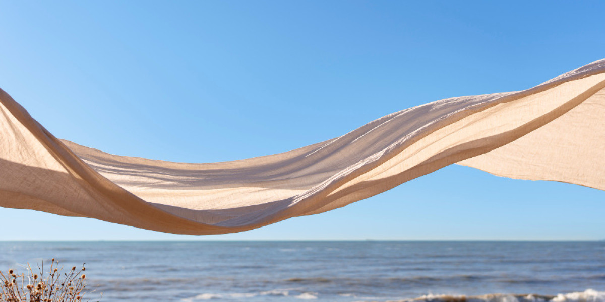 How Does Garment Manufacturing Work in Israel for Small Clothing Brands?