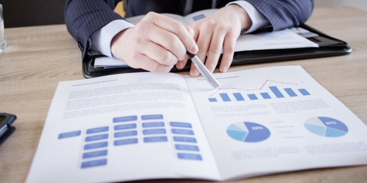 Who is the   best  professional average   tax Advisor  in Wycombe?