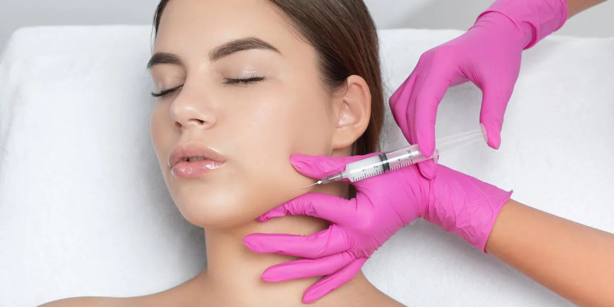 Can Jawline Contouring Injections Minimize the Appearance of Jowls?