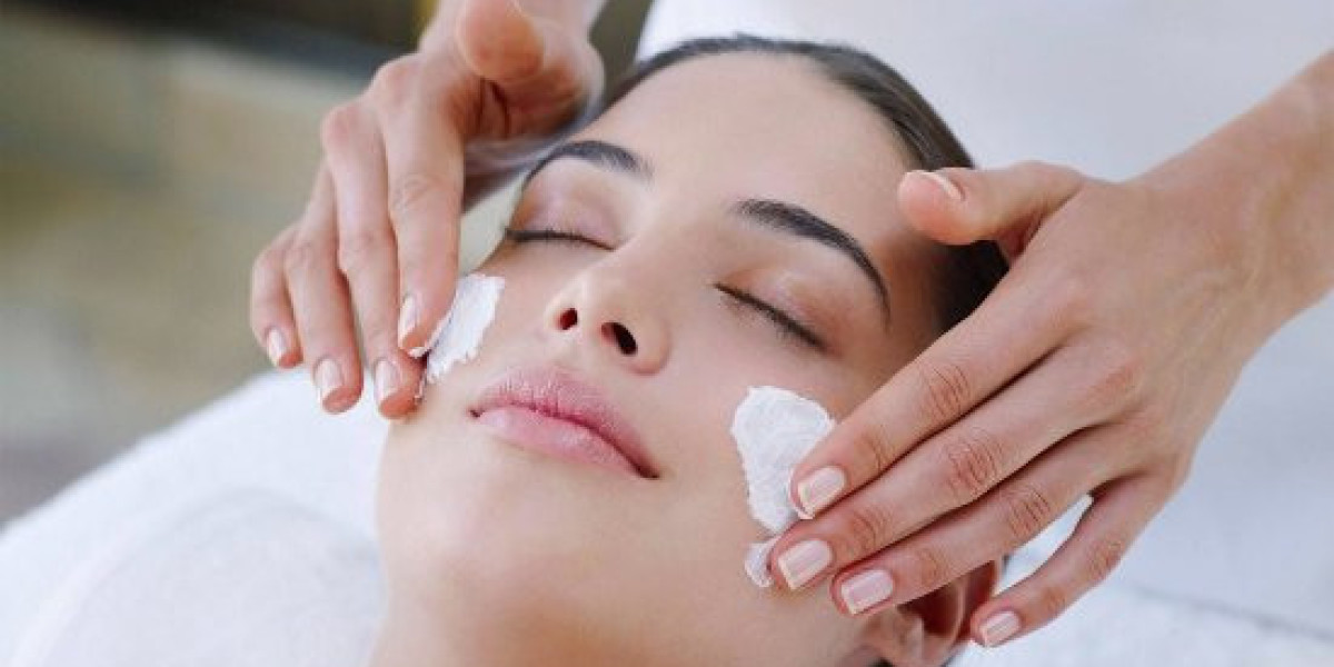 Benefits of Hydrafacial treatment in Riyadh for glowing skin