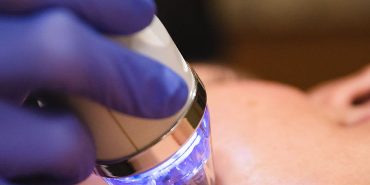 HydraFacial Treatment in Dubai: The Ultimate Skin Rejuvenation Experience