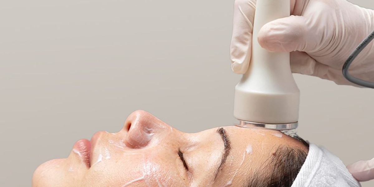 Glow and Hydrate: Best Hydrafacial Treatments in Islamabad