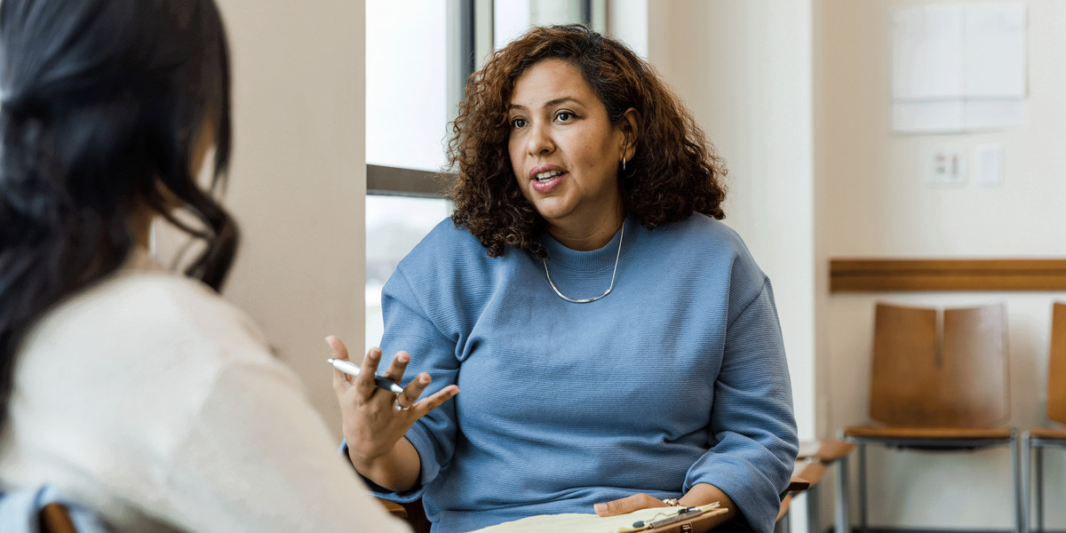 Psychiatrist in Dubai: Managing Social Anxiety