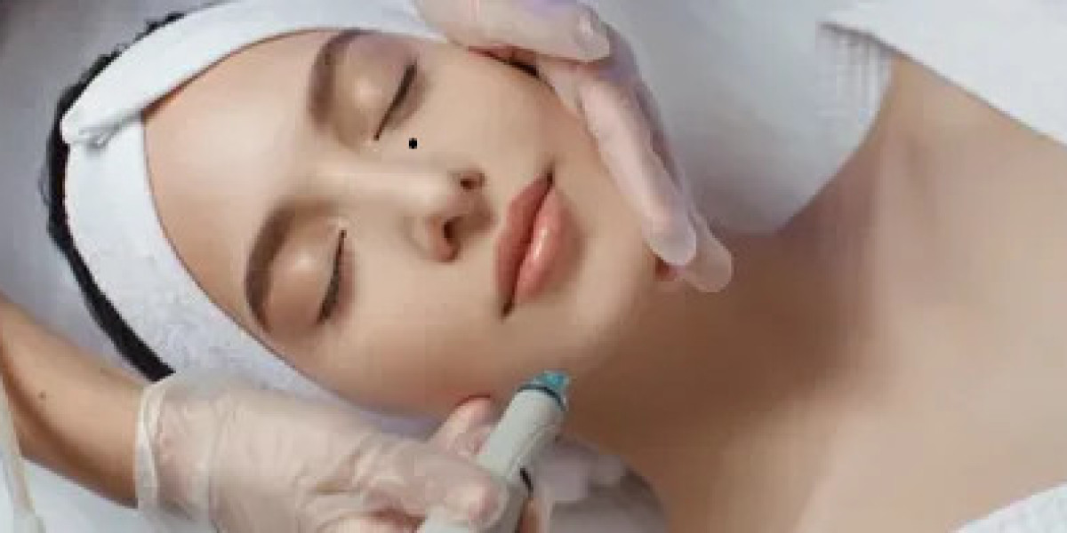 HydraFacial Treatment in Dubai: Luxury Care for Your Face
