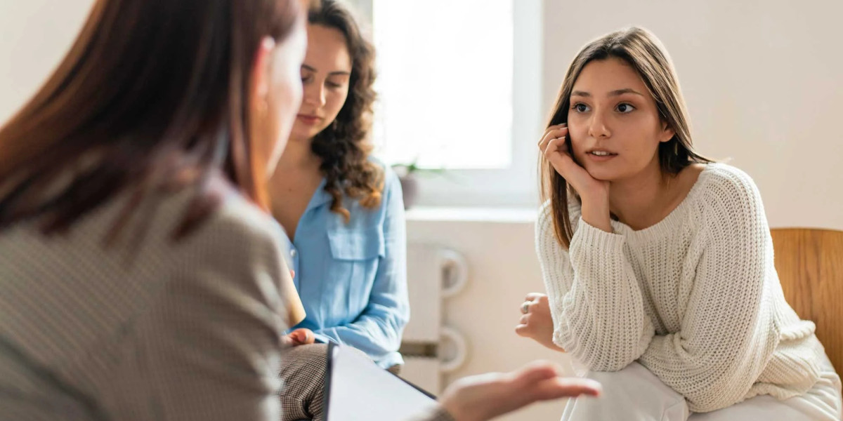 Taking the First Step: Talking to a Family Lawyer in Minnetonka