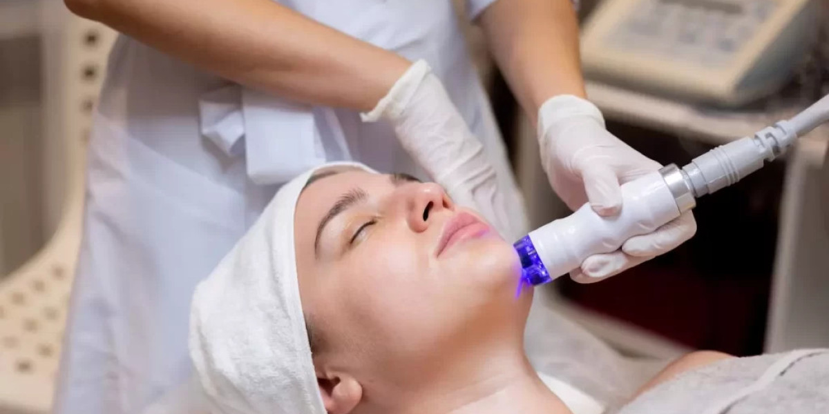 How to prepare for a Dermatologist in Silicon Oasis visit?