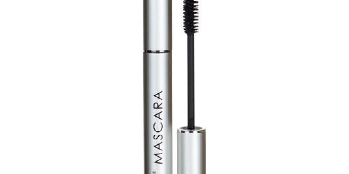 Professional Beauty Secrets Behind the Best Waterproof Mascara for Sensitive Eyes